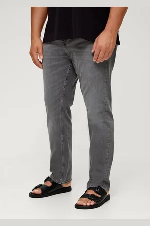 QS by s.Oliver Stoffhose Jeans Casby / Relaxed Fit / Mid Rise / Straight Leg - Verkäufer: