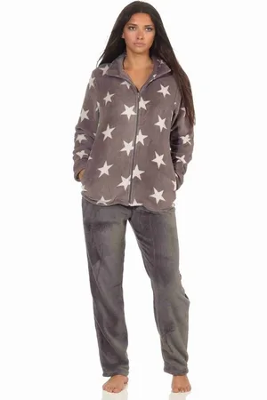 Normann Relaxanzug Kuscheliger Damen Hausanzug aus Coralfleece in Sterne Optik - Verkäufer: Fairway