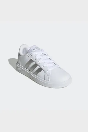 adidas GRAND COURT LIFESTYLE TENNIS LACE-UP Sneaker Design auf den Spuren des adidas Superstar