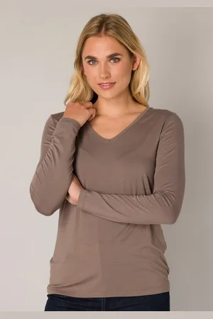 Base Level Langarmshirt mit V-Ausschnitt