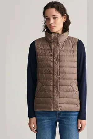 GANT Steppweste LIGHT DOWN VEST mit Logodruck auf der Brust