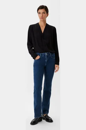 Comma, 5-Pocket-Jeans Relaxed: Jeans mit Flared leg Waschung - Verkäufer: s.Oliver