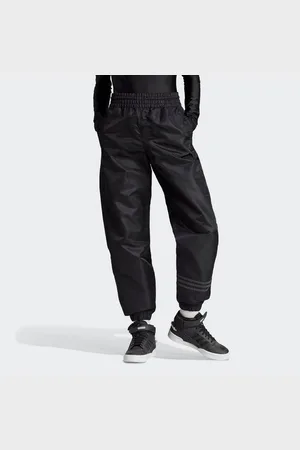 adidas Sporthose WOVEN TP (1-tlg)