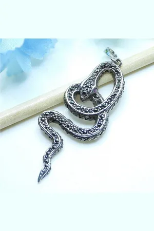 Goldene Hufeisen Kettenanhänger Kobra Schlange echer Rubin Markasiten Anhänger 925 Sterling-Silber, Schmuck mit Edelsteine - Verkäufer: