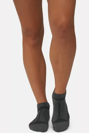 DANISH ENDURANCE Basicsocken Long Distance Low-Cut (3-Paar) kurze gepolsterte Sportsocken, Anti-Blasen, Ideal für Läufer - Verkäufer: GoJungo GmbH