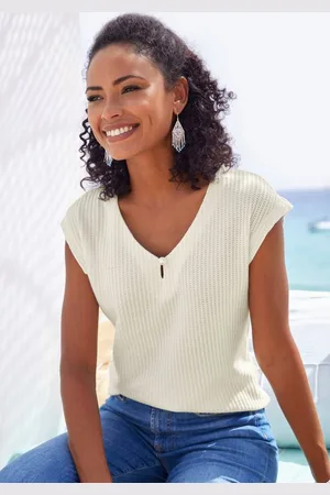 Lascana Kurzarmshirt mit Zierperle aus weicher Piqué-Qualität