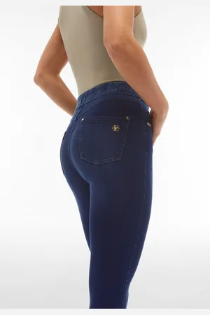 Freddy 7/8-Jeans N.O.W.® Denim-Jersey-Hose mit hohem Taillenbund und Schlitzen am Saum Jeans mit Stretchanteil - Verkäufer: Finerobe Fashion
