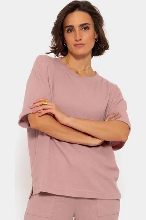 SASSYCLASSY T-Shirt Shirt in Waffelpiqué Oversize T-Shirt mit Struktur und Logo auf der Rückseite - Verkäufer: