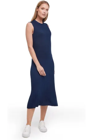 Falke Strickkleid (1-tlg) tailliertes Strickkleid in moderner Midi-Länge - Verkäufer: