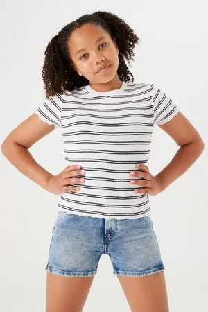 Garcia Shorts Rianna mit kleinem Schlitz am Saum