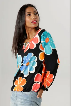 Aniston Langarmshirt mit Cut-out und farbenfrohem Blütendruck