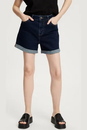 Cross Jeans Jeansshorts Alina - Verkäufer: CROSS Jeans