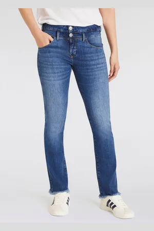 Herrlicher Bootcut-Jeans Jeans Baby Cropped Org Dnm in cropped Länge mit ausgefranstem Saum