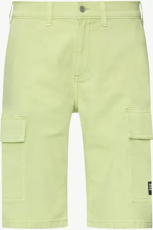 QS by s.Oliver Stoffhose Jeans-Shorts / Relaxed Fit / High Rise / Straight Leg / Cargotaschen - Verkäufer: