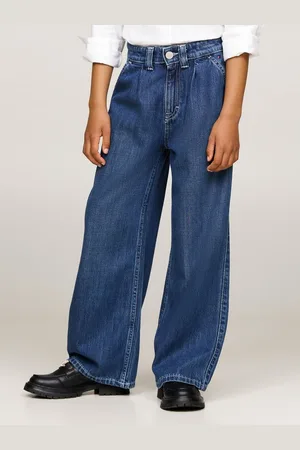 Tommy Hilfiger Weite Jeans MABEL PLEATS MID BLUE WASH in mittelblauer Waschung, mit Logo-Badge