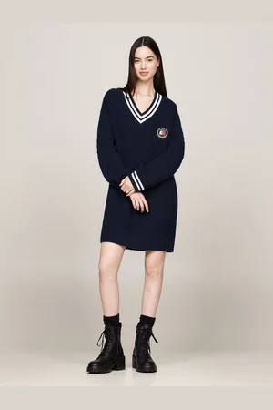 Tommy Hilfiger Strickkleid TJW CREST SWEATER DRESS mit Streifendetails, Badge