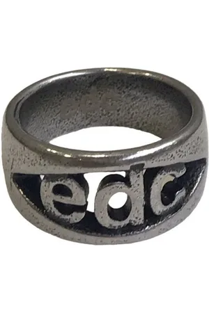 ESPRIT Fingerring ECRG-10002.A.18, Ausgefräster Ringkopf mit edc-logo - Verkäufer: Gigandet