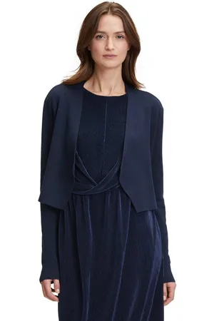 Betty & Co Strickjacke Betty & Co Feinstrickjacke ohne Verschluss (1-tlg) Struktur