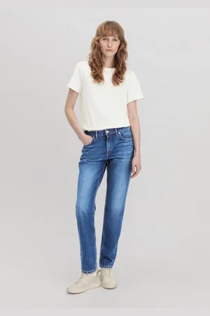 hessnatur Bequeme Jeans HANNA High Rise Mom aus reinem Bio-Denim (1-tlg) HANNA High Rise Mom aus reinem Bio-Denim - Verkäufer: