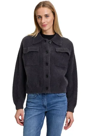 AMBER & JUNE Strickjacke Winter-Strickjacke mit aufgesetzter Brusttasche (1-tlg) Taschen