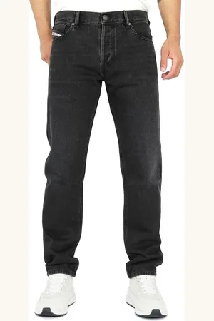Diesel Straight-Jeans schmale, gerade Beinform - 1995 D-SARK 09B88 - Verkäufer: DenimBar