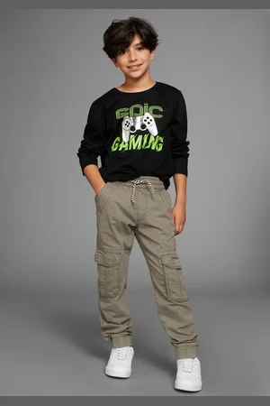 DELMAO Cargohose in bequemer Schlupfform, mit Logo-Stickerei