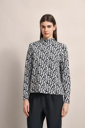 Bugatti Langarmshirt mit grafischen Mustern