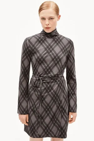 Armedangels Maxikleid CEETAA ARGYLE Damen (1-tlg) Jerseykleid Slim Fit aus Bio-Baumwoll Mix - Verkäufer: