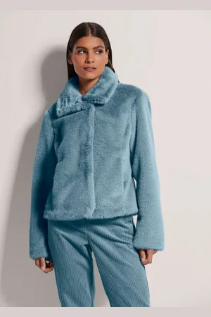 Madeleine Outdoorjacke Kurzjacke aus Webpelz - Verkäufer: Premio Fashion GmbH