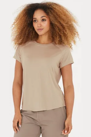 Athlecia Funktionsshirt Gaina (1-tlg) mit atmungsaktiven Fasern