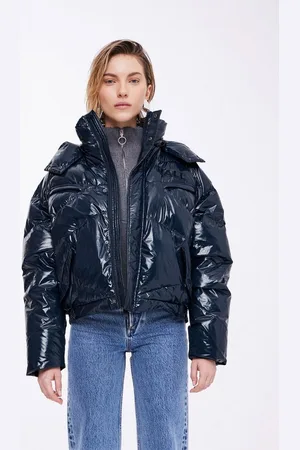 Ball Kurzjacke BASALVADORE SHORT JACKET glänzende Kurzjacke mit Backprint - Verkäufer: meinemarkenmode
