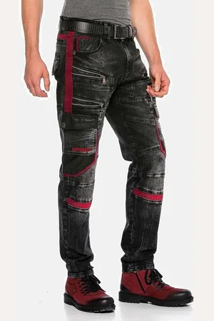 Cipo & Baxx Straight-Jeans Jeans mit auffälligen Elementen, CD561
