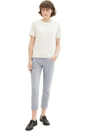 TOM TAILOR Caprijeans Tapered Relaxed Hose mit Bio-Baumwolle - Verkäufer: CHIREDIE Jeans Point
