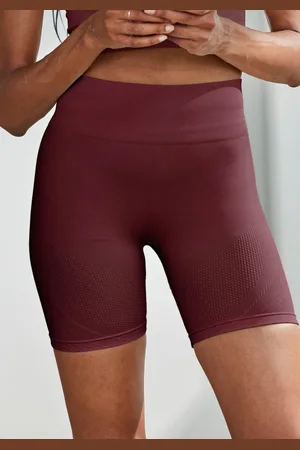 Lascana Funktionsshorts Po Push Up mit Rippstruktur und Shapingeffekt, Sportshorts