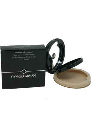 Giorgio Armani Puder dual-use powder compact luminous silk compact - Verkäufer: Rareparfum