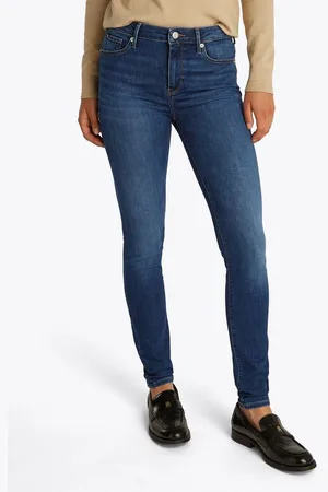 Tommy Hilfiger Skinny-fit-Jeans COMO Skinny Regular Waist mit Logo-Badge, in Knöchellänge