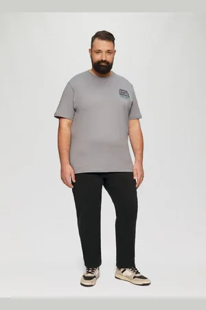 QS by s.Oliver Stoffhose Regular Fit: Strukturierte Chino aus Baumwollstretch Garment Dye - Verkäufer: