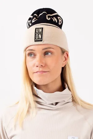 Eivy Beanie mit Logo - Verkäufer: GUTEMARKEN