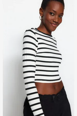 Trendyol Langarmshirt (1-tlg) Plain/ohne Details - Verkäufer: Mary & Paul