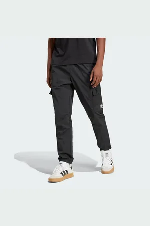 adidas Cargohose TREFOIL ESSENTIALS WOVEN CARGOHOSE - Verkäufer: adidas AG