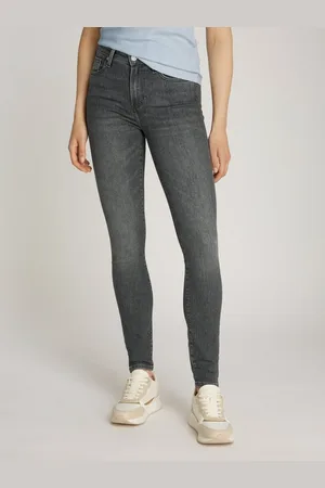 Tommy Hilfiger Skinny-fit-Jeans COMO Skinny Regular Waist mit Logo-Badge, in Knöchellänge