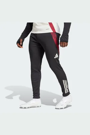 adidas Trainingshose MANCHESTER UNITED TIRO 24 TRAININGSHOSE - Verkäufer: adidas AG