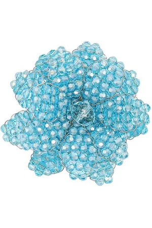 Alessandro Brosche Bari, in Blumenform