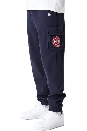 New Era Jogginghose Herren Jogginghose LIFESTYLE CARGO JOGGER Dunkelblau - Verkäufer: Fashioncode