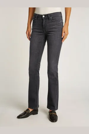 Tommy Hilfiger Bootcut-Jeans Maddie Mid Rise Bootcut in hellblauer Waschung