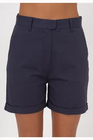 Fresh Lions Shorts Katarina (1-tlg) im klassischen Design