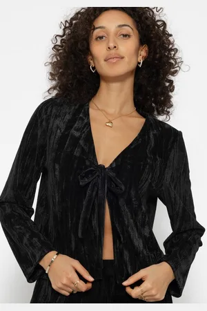 SASSYCLASSY Cardigan Moderne Damen Samtjacke mit Bindebändern Femininer Samt-Look Schleifenjacke Smaragdrgün - Verkäufer: