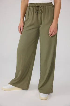 Lieblingsstück Stoffhose LS-054 mit Leistentaschen