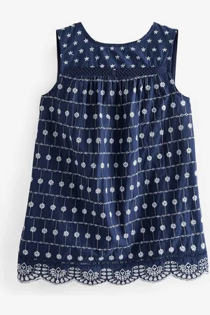 Next Shirttop Ärmelloses Oberteil mit Lochstickerei, Kurzgröße (1-tlg) - Verkäufer: Germany GmbH