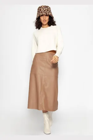 SASSYCLASSY Minirock Femininer A-Linien-Rock Damen aus Kunstleder Schwingender Rock Damen in edler Lederoptik Schwarz Camel - Verkäufer:
